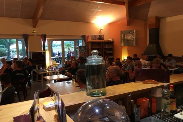 Restaurantruimte op de camping